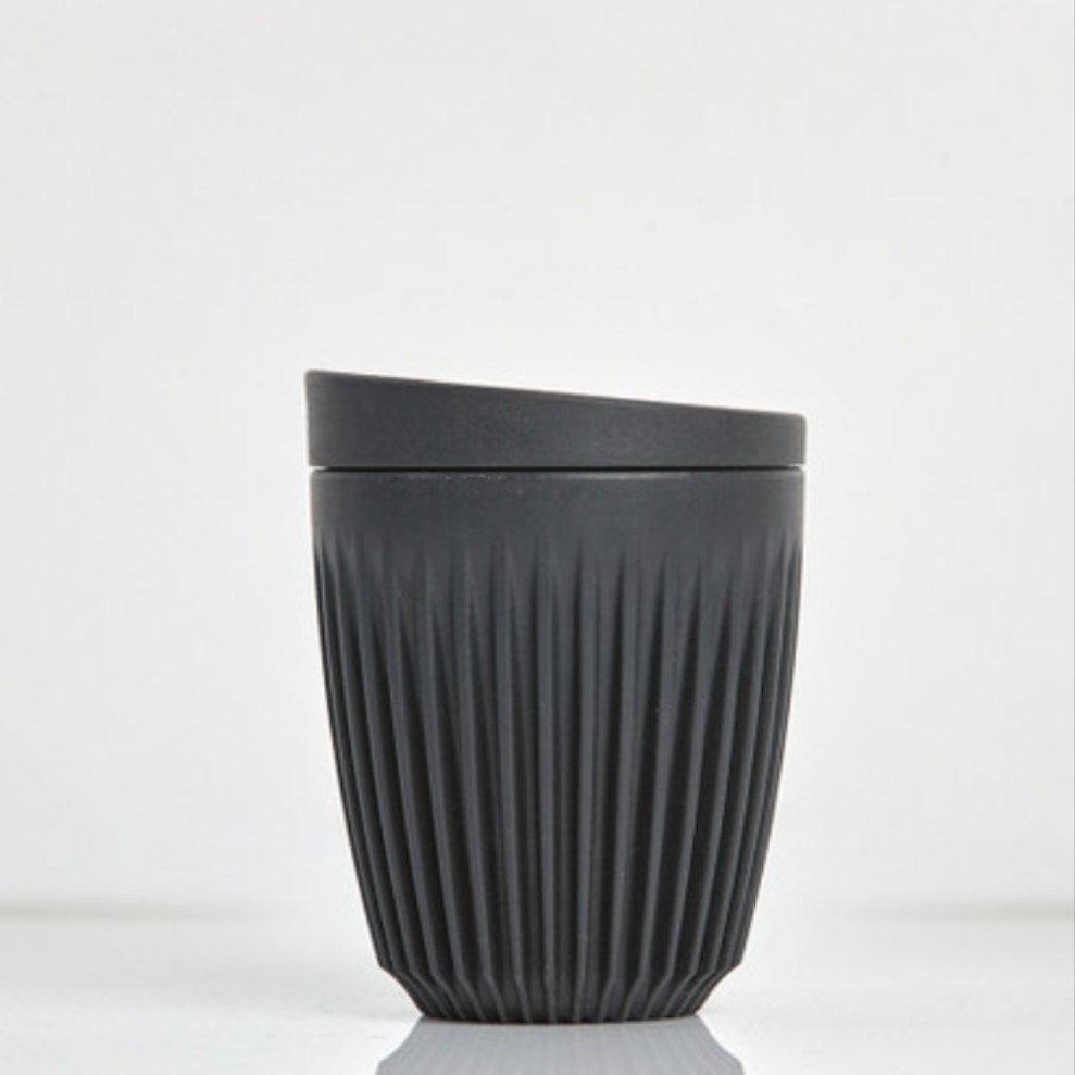 Huskee Reuseable Coffee Cup In Charcoal With Lid 8oz