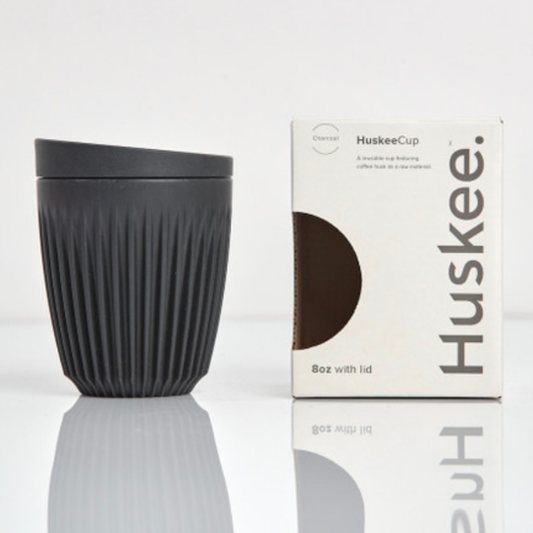 Huskee Reuseable Coffee Cup In Charcoal With Lid 8oz